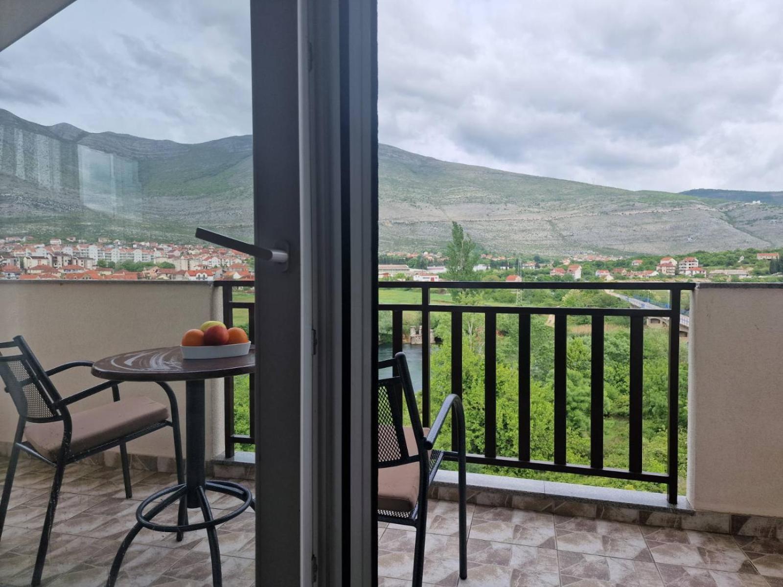 Apartment Milovic *