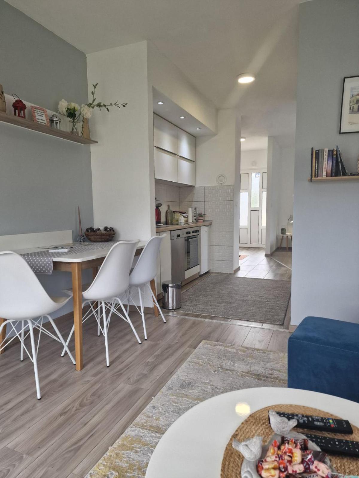 Milovic Apartment *